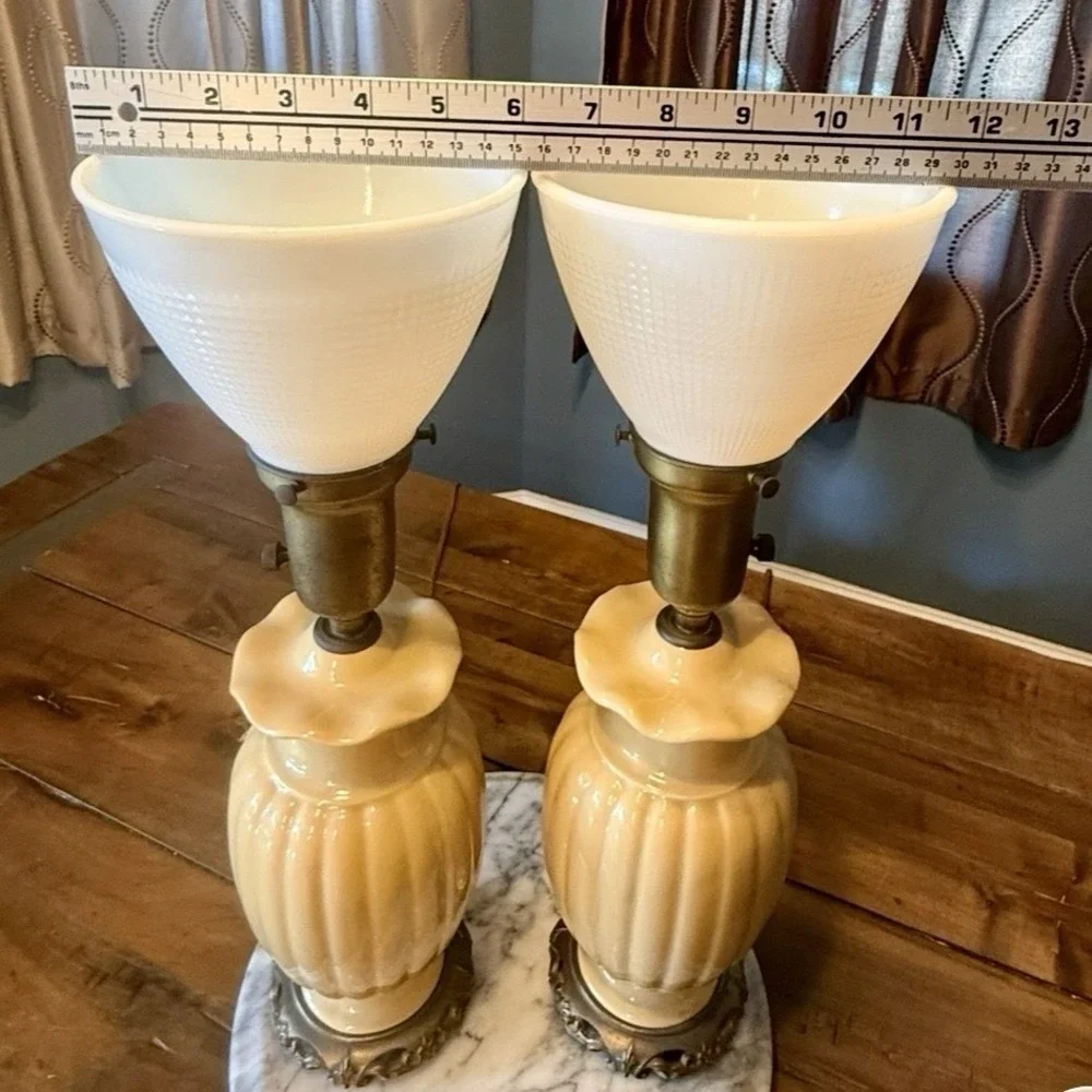 2pc VTG 40s MCM Art Deco Porcelain Milk Glass Urn Boudoir Vanity Lamps WORK!